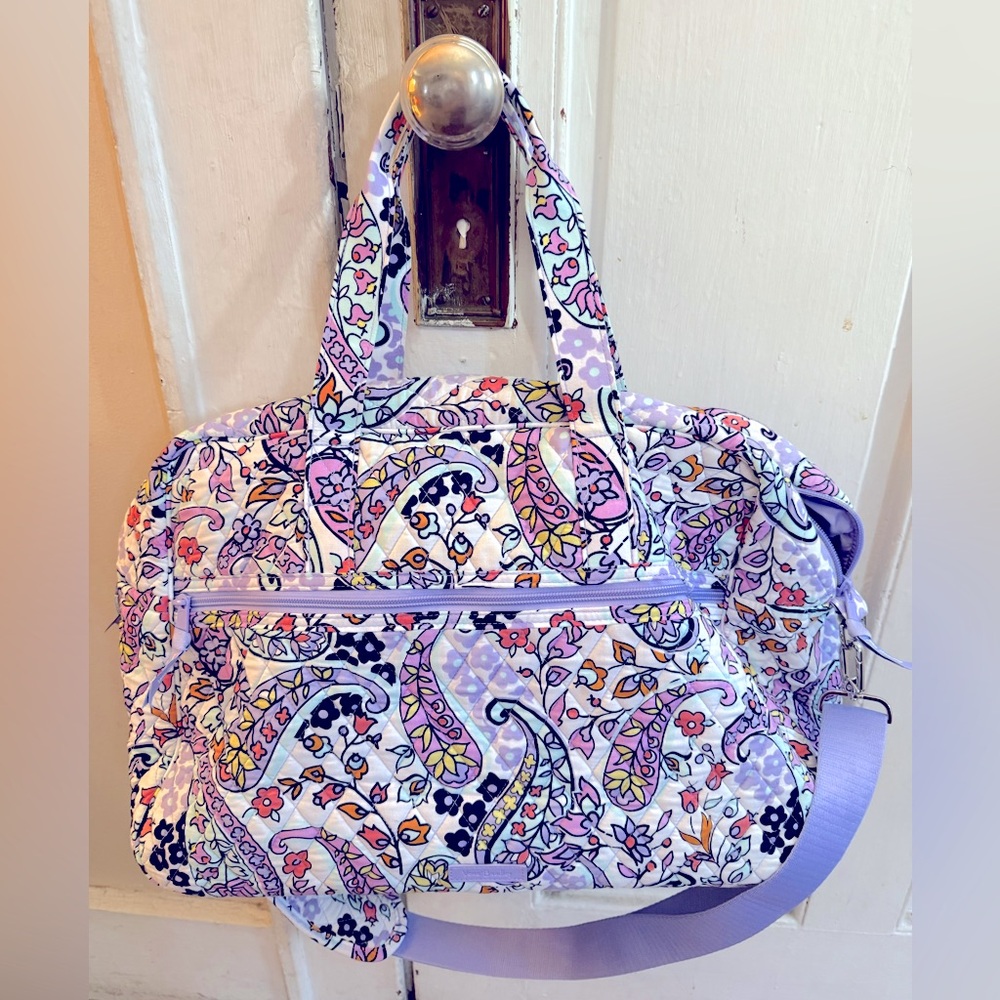 Vera Bradley Compact Traveler Bag in Maddalena paisley